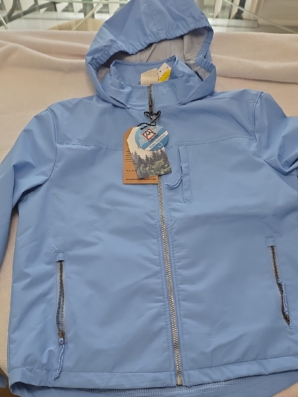 Avalanche NWT Sky Blue Hooded Rain Jacket